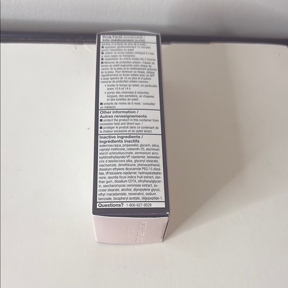 Mary Kay Daytime Defender Sunscreen Broad spectrum SPF 30 - Picture 3 of 5